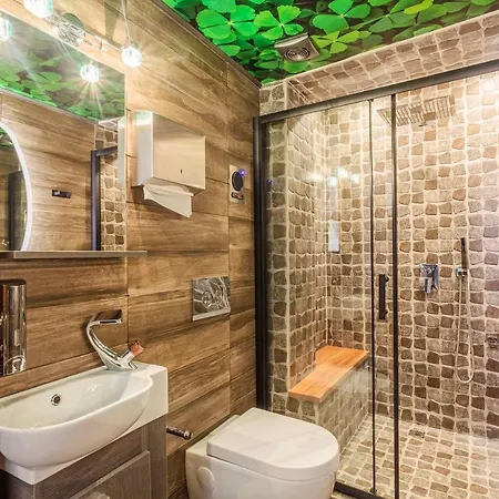 Cuckoo's Nest - Centre Luxury Apartamento Calamata