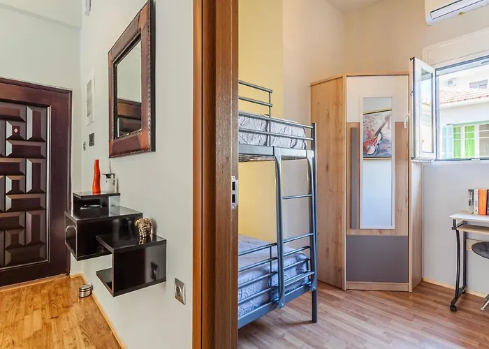 Lägenhet Cuckoo's Nest - Centre Luxury Kalamata